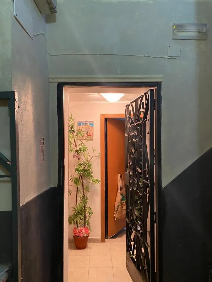Casa Gioia, Tra Palazzo Reale,Lungomare E Monte Echia Apartment Naples 0*,  Italy