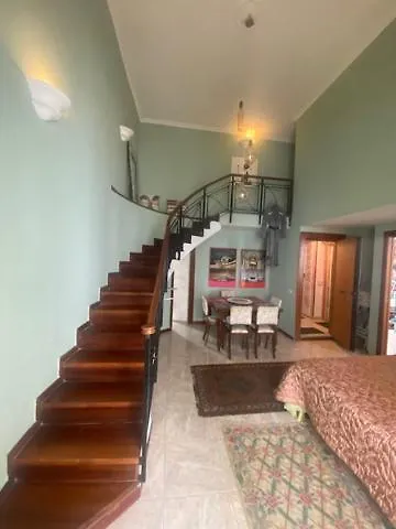 Casa Gioia, Tra Palazzo Reale,Lungomare E Monte Echia Appartement Napels